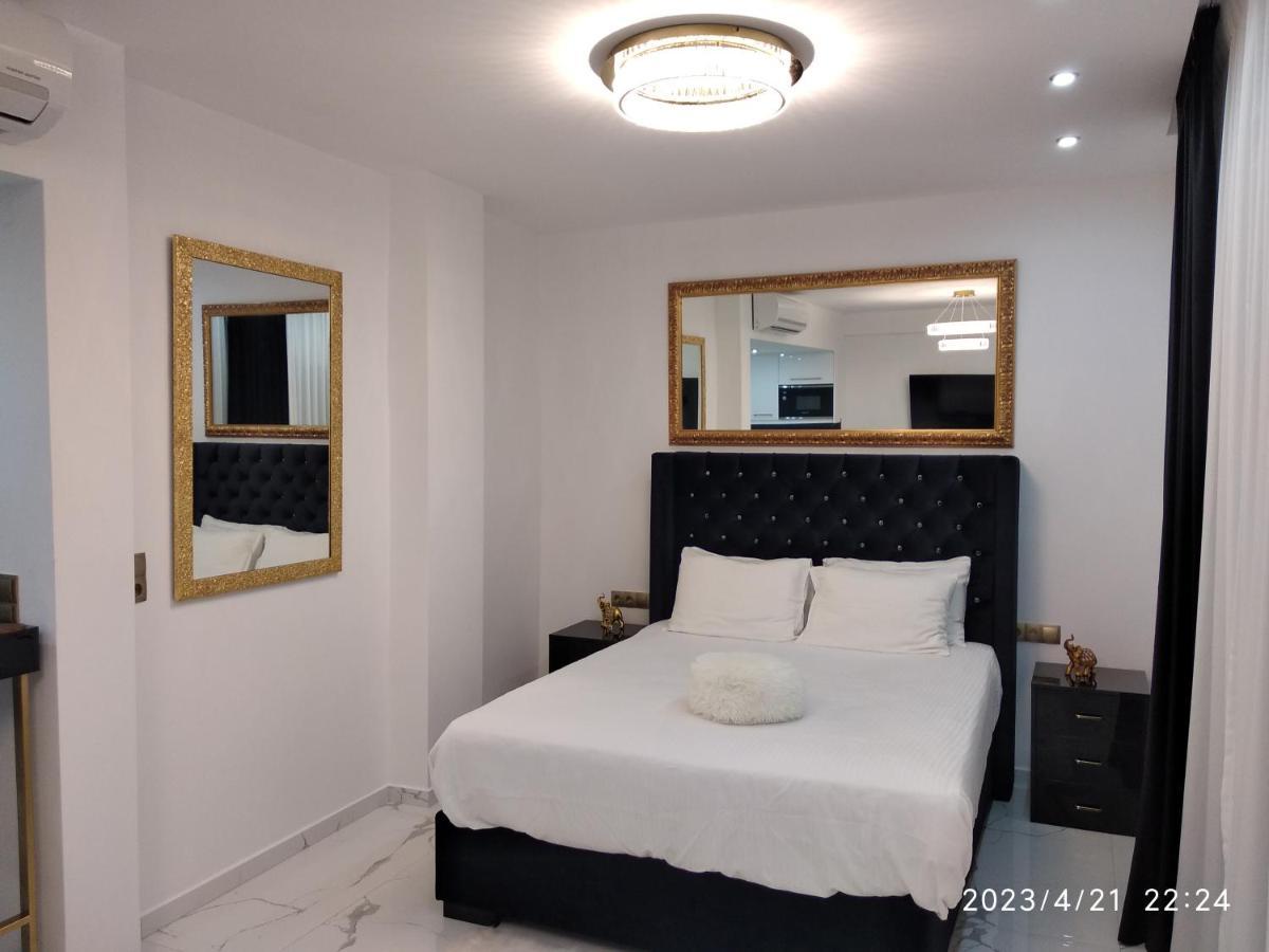 Despina'S Palace Apt Downtown Candia Esterno foto